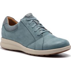 Półbuty CLARKS - Un Adorn Lace 261402444 Blue Grey. Półbuty damskie Clarks. W wyprzedaży za 269,00 zł.