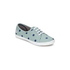Buty Fred Perry BELL OVERSIZED POLKA DOT. Niebieskie trampki i tenisówki damskie marki Fred Perry, bez wzorów, bez zapięcia. Za 263,20 zł.