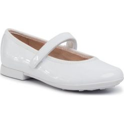 Baleriny GEOX - J Plie' A J0255A 000HH C1000 S White. Białe buty dziewczęce komunijne Geox, bez zapięcia. Za 219,00 zł.