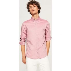 Koszula z bawełny oxford slim fit - Czerwony. Czerwone koszule męskie marki Reserved, s, z bawełny. Za 99,99 zł.