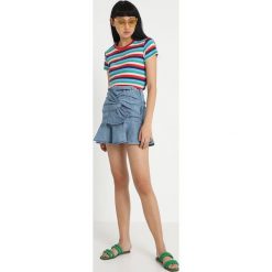 Miss Sixty SETH SKIRT Spódnica trapezowa blue denim. Niebieskie spódniczki trapezowe marki Miss Sixty, l, z bawełny, mini. Za 409,00 zł.