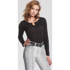 Czarna Bluzka Attest. Czarne bluzki damskie marki other, xl, z aplikacjami, z dzianiny, z okrągłym kołnierzem, z długim rękawem. Za 29,99 zł.