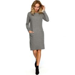 Szara Dzianinowa Prosta Sukienka z Kieszeniami. Szare sukienki damskie Molly.pl, na co dzień, s, bez wzorów, z dzianiny, eleganckie, bez kołnierzyka, bez rękawów, długie. Za 149,90 zł.