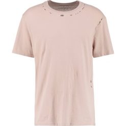 T-shirty męskie z nadrukiem: AllSaints JEFRIS CREW Tshirt z nadrukiem oat pink