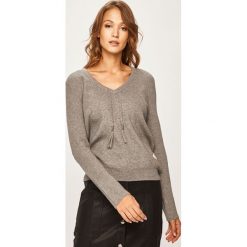 G-Star Raw - Sweter. Szare swetry damskie G-Star RAW, s, bez wzorów, z wiskozy, retro, bez rękawów, bez kaptura. W wyprzedaży za 399,90 zł.