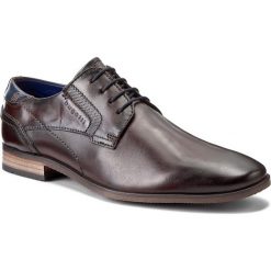 Półbuty BUGATTI - 311-15105-2500-6100 Dark Brown. Pomarańczowe buty wizytowe męskie marki Bugatti, ze skóry ekologicznej. W wyprzedaży za 279,00 zł.