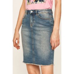Only - Spódnica jeansowa. Niebieskie spódniczki damskie ONLY, na co dzień, bez wzorów, z elastanu, casualowe, mini, proste. Za 119,90 zł.
