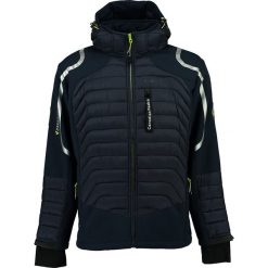 Kurtka softshellowa w kolorze granatowym. Niebieskie kurtki damskie Canadian Peak, s, z aplikacjami, bez kaptura. W wyprzedaży za 300,95 zł.