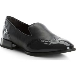 Buty damskie. Czarne mokasyny damskie Wittchen, bez wzorów, ze skóry, eleganckie, bez obcasa, bez zapięcia. W wyprzedaży za 199,90 zł.