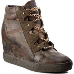 Sneakersy CARINII - B3878 I69-I43-000-B88. Zielone sneakersy damskie Carinii, ze skóry, na koturnie. W wyprzedaży za 259,00 zł.
