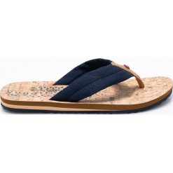 Bugatti - Japonki. Niebieskie kapcie męskie marki Bugatti, z materiału. W wyprzedaży za 169,90 zł.