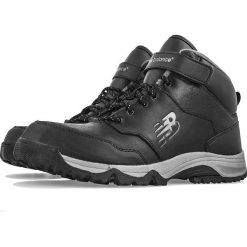 New Balance KV754BLY. Pomarańczowe buty chłopięce zimowe marki New Balance, ze skóry. Za 149,99 zł.