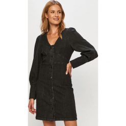 Vero Moda - Sukienka jeansowa. Szare sukienki damskie Vero Moda, na co dzień, s, bez wzorów, z elastanu, casualowe, bez kołnierzyka, z długim rękawem, długie, mini, proste. Za 219,90 zł.