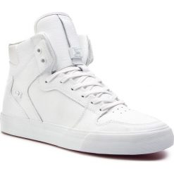 Sneakersy SUPRA - Vaider 08201-149-M White/White/Red. Białe sneakersy męskie Supra, bez zapięcia. Za 439,00 zł.