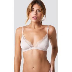 NA-KD Lingerie Biustonosz z koronką - Beige,Nude. Brązowe biustonosze NA-KD Lingerie, w koronkowe wzory, z materiału. Za 80,95 zł.