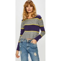 Trendyol - Sweter. Swetry damskie Trendyol. W wyprzedaży za 49,90 zł.