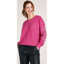 Bluza w kolorze różowym. Różowe bluzy damskie Heine, z haftami. W wyprzedaży za 87,95 zł.