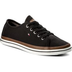 Tenisówki TOMMY HILFIGER - Iconic Kesha Sneaker FW0FW02823 Black 990. Czarne półbuty damskie TOMMY HILFIGER, bez wzorów, z gumy, bez zapięcia. W wyprzedaży za 269,00 zł.