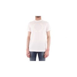 T-shirty z krótkim rękawem Fred Perry M5591. Białe t-shirty męskie Fred Perry, s, bez wzorów, bez kołnierzyka, krótkie. Za 346,65 zł.
