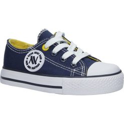 Granatowe trampki sznurowane casu 083k. Trampki dziewczęce Casu, bez wzorów, na sznurówki. Za 58,99 zł.