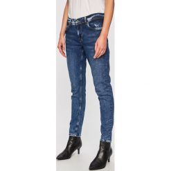 Pepe Jeans - Jeansy Joey. Niebieskie jeansy damskie Pepe Jeans. Za 379,90 zł.