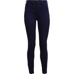 Lee SKYLER Jeans Skinny Fit rinse. Czarne jeansy damskie marki Lee, z bawełny. W wyprzedaży za 207,35 zł.