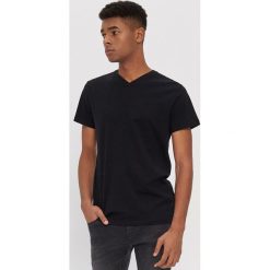 T-shirt z bawełny organicznej - Czarny. Czarne t-shirty męskie House, s, bez wzorów, z bawełny, bez kołnierzyka. Za 25,99 zł.