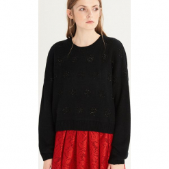 Sweter z błyszczącą aplikacją - Czarny. Czarne bez kategorii Sinsay, s. Za 49,99 zł.