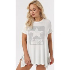 Biała Bluzka Lucile. Białe koszule damskie Born2be, xl, bez wzorów, bez kołnierzyka, bez rękawów. W wyprzedaży za 49,99 zł.