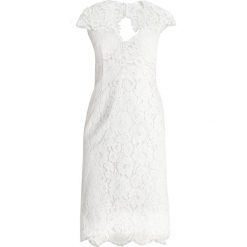 IVY & OAK BRIDAL COCKTAIL DRESS Sukienka koktajlowa snow white. Białe sukienki damskie marki Ivy & Oak Bridal, bez wzorów, z bawełny, wizytowe, bez kołnierzyka, bez rękawów. Za 589,00 zł.