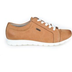 Półbuty - skóra naturalna - model 262 - kolor camelowy. Półbuty damskie Zapato, bez wzorów, ze skóry, bez obcasa, bez zapięcia. W wyprzedaży za 173,40 zł.