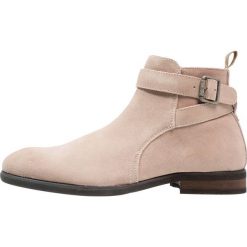 Call it Spring MAYRIA Botki beige. Brązowe botki męskie marki Call it Spring, z materiału. W wyprzedaży za 359,10 zł.