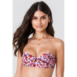 Bikini: J&K Swim X NA-KD Góra bikini z wycięciami - Pink