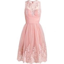 Sukienki: Chi Chi London SHENAIS Sukienka koktajlowa rose gold