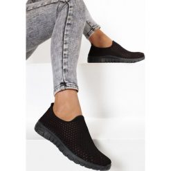 Czarne Buty Sportowe Sireita. Czarne buty sportowe damskie Born2be, bez wzorów, sportowe. W wyprzedaży za 49,99 zł.