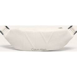 Calvin Klein - Nerka. Czarne nerki damskie Calvin Klein, w paski, ze skóry ekologicznej, bez dodatków. Za 399,90 zł.