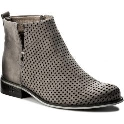Botki CARINII - B4342/M J51-000-000-C97. Szare buty zimowe damskie Carinii, z nubiku, na obcasie. W wyprzedaży za 269,00 zł.