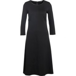 WEEKEND MaxMara FERVORE Sukienka z dżerseju nero. Czarne sukienki damskie WEEKEND MaxMara, s, bez wzorów, z elastanu, bez kołnierzyka, bez rękawów. W wyprzedaży za 552,30 zł.