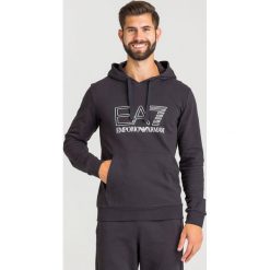 BLUZA EA7 EMPORIO ARMANI. Czarne bluzy męskie xl, z nadrukiem, z bawełny, z kapturem. Za 299,40 zł.