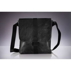 Skórzana torba na ramię / tablet VALENTIN czarna. Czarne torby męskie skórzane Solier, w paski, ze skóry, eleganckie. Za 299,00 zł.