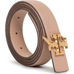 Pasek Damski TORY BURCH - 1" Kira Logo Belt 58284 Devon Sand/Gold 923. Brązowe paski damskie Tory Burch, w paski, ze skóry. Za 819,00 zł.
