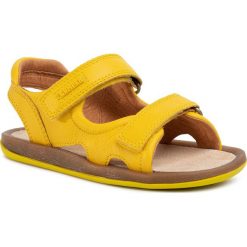 Sandały CAMPER - Bicho Kids K800333-002 S Yellow. Żółte sandały dziewczęce Camper, ze skóry, bez zapięcia. Za 319,00 zł.