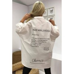 Koszula OZIDA. Białe bluzki damskie IVET, na co dzień, z napisami, eleganckie, bez kołnierzyka, bez rękawów. W wyprzedaży za 79,00 zł.