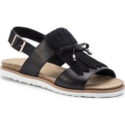 Sandały LASOCKI - ARC-MARINA-04 Black. Czarne klapki damskie Lasocki, bez wzorów, ze skóry, bez obcasa. Za 129,99 zł.