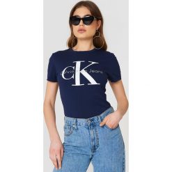 T-shirty damskie: Calvin Klein T-shirt Shrunken – Navy