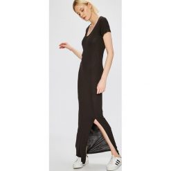 Silvian Heach - Sukienka. Czarne sukienki damskie Silvian Heach, na co dzień, s, bez wzorów, z wiskozy, eleganckie, z okrągłym kołnierzem, z krótkim rękawem, krótkie, mini, proste. W wyprzedaży za 99,90 zł.