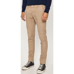 Camel Active - Spodnie Madison. Brązowe spodnie męskie Camel Active, bez wzorów, z elastanu. W wyprzedaży za 229,90 zł.