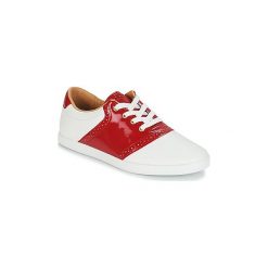 Buty André LIZZIE. Czerwone trampki i tenisówki damskie marki Andre, bez wzorów, bez zapięcia. Za 279,20 zł.