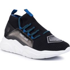 Sneakersy ROBERTO CAVALLI - 1018 A Nero/Argento. Czarne sneakersy męskie Roberto Cavalli, na co dzień, bez wzorów, ze skóry, bez zapięcia. Za 1479,00 zł.