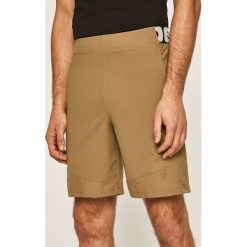 Under Armour - Szorty. Zielone spodenki sportowe męskie Under Armour, s, bez wzorów, z poliesteru, sportowe. Za 149,90 zł.
